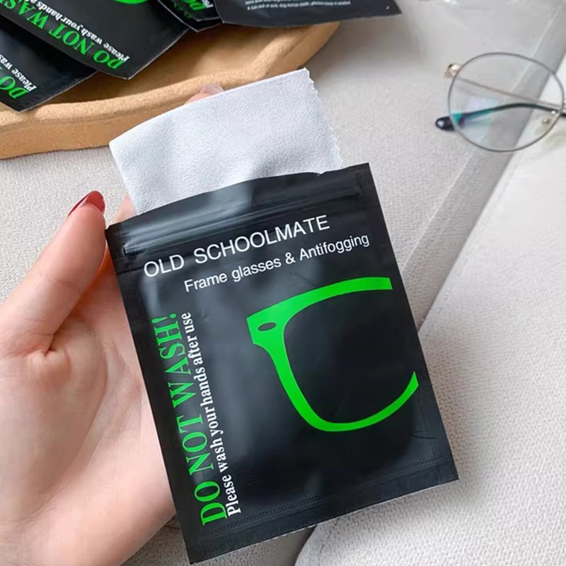 Reusable Anti-Fog Suede Glasse - Screen Cleaner Spray 评论和价格